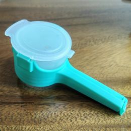 Food Storage Sealing Clips With Pour Spouts; Kitchen Chip Bag Clips; Plastic Cap Sealer Clips; Great For Kitchen Food Storage And Organization (Color: Green)